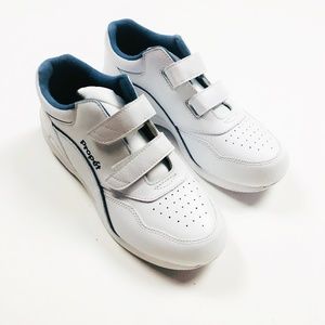 Propet Women's Tour Walker Strap Shoe 11 W (D)